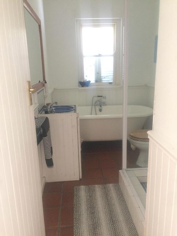 Rustic Beach House 300 Steps From The Ocean Cape Town Eksteriør bilde